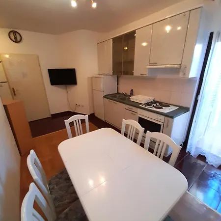 Nikolas Apartment Vodice