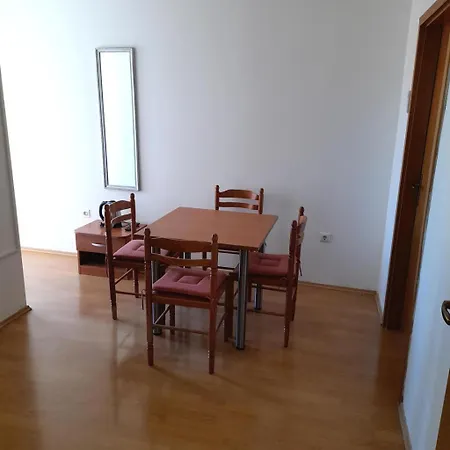 Nikolas * Vodice