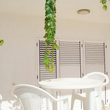 Nikolas Apartment Vodice