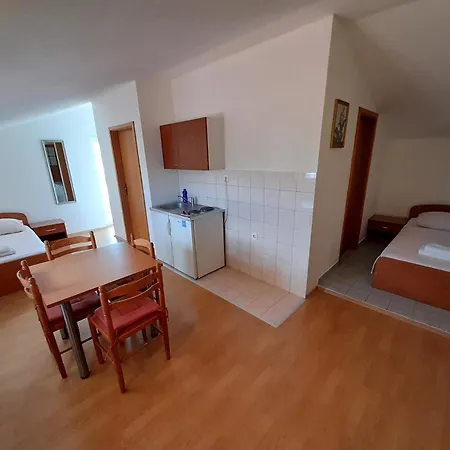 Apartment Nikolas Vodice