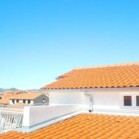 Nikolas Apartmán *