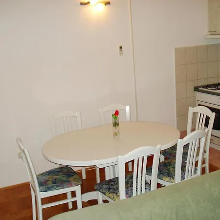 Nikolas Apartment