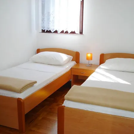 Nikolas Apartment